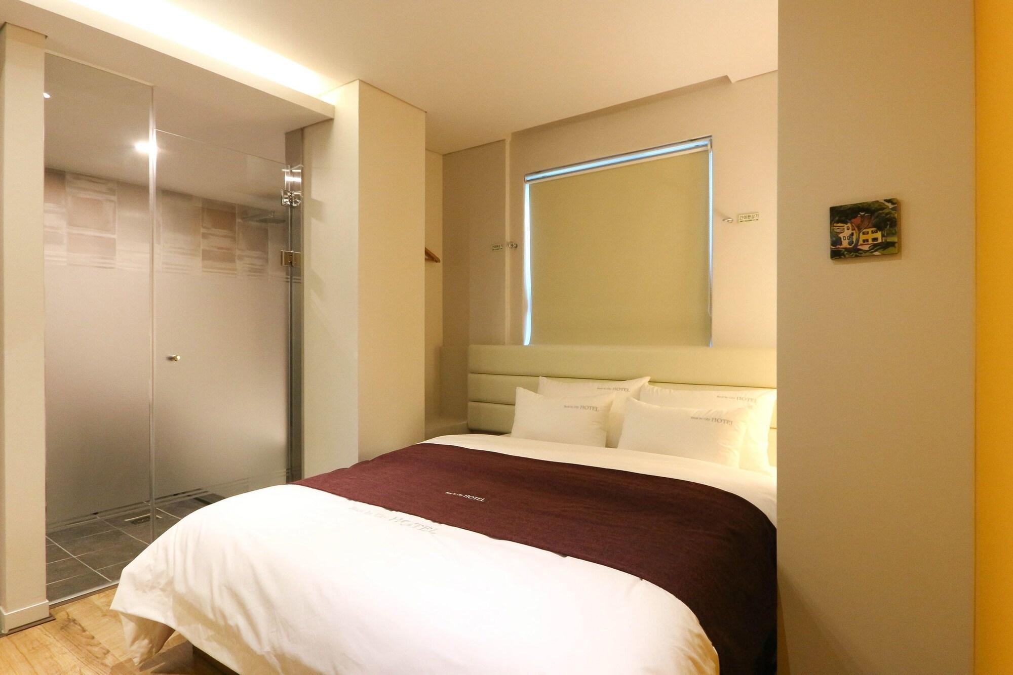 Best In City Hotel Busan Esterno foto