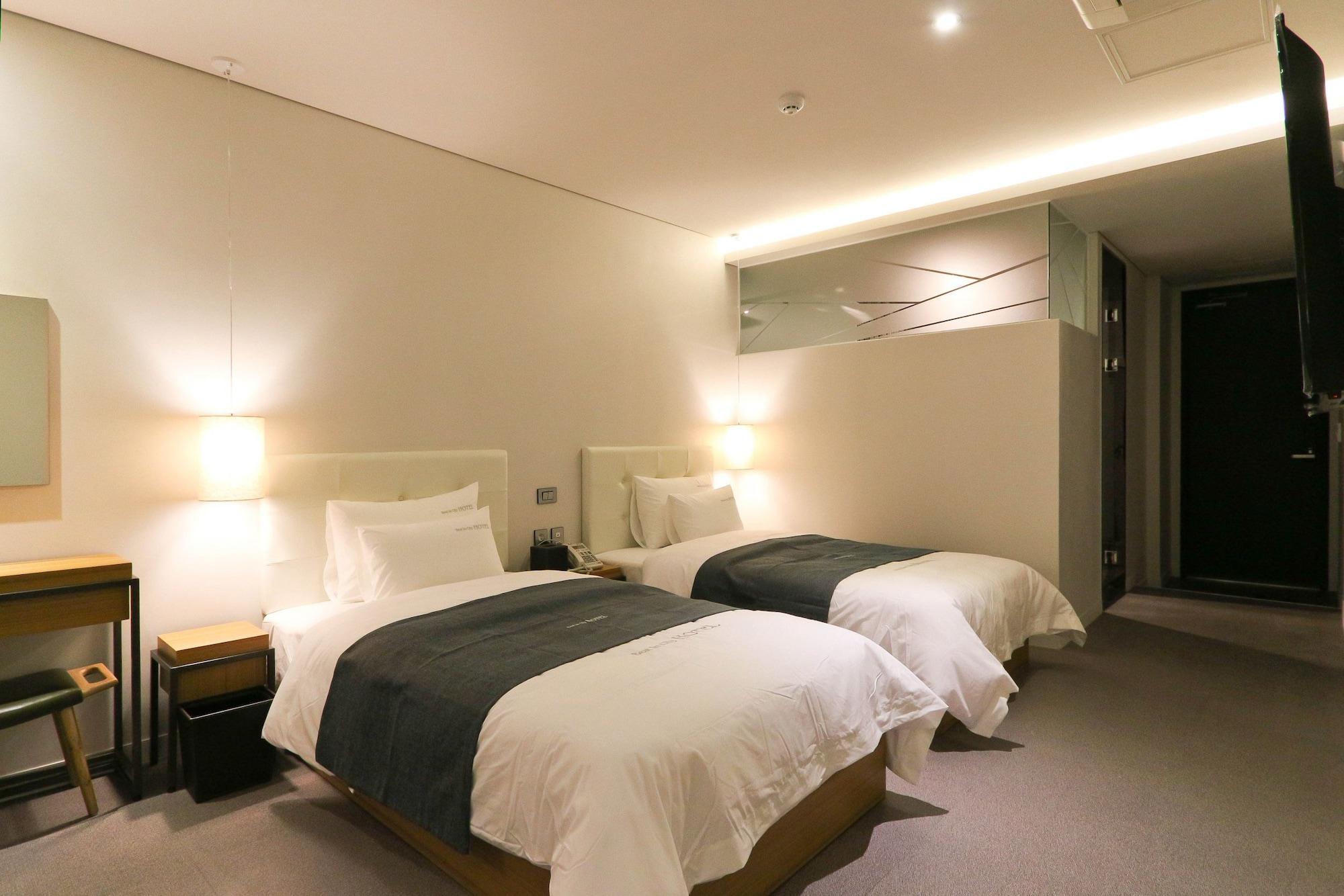 Best In City Hotel Busan Esterno foto