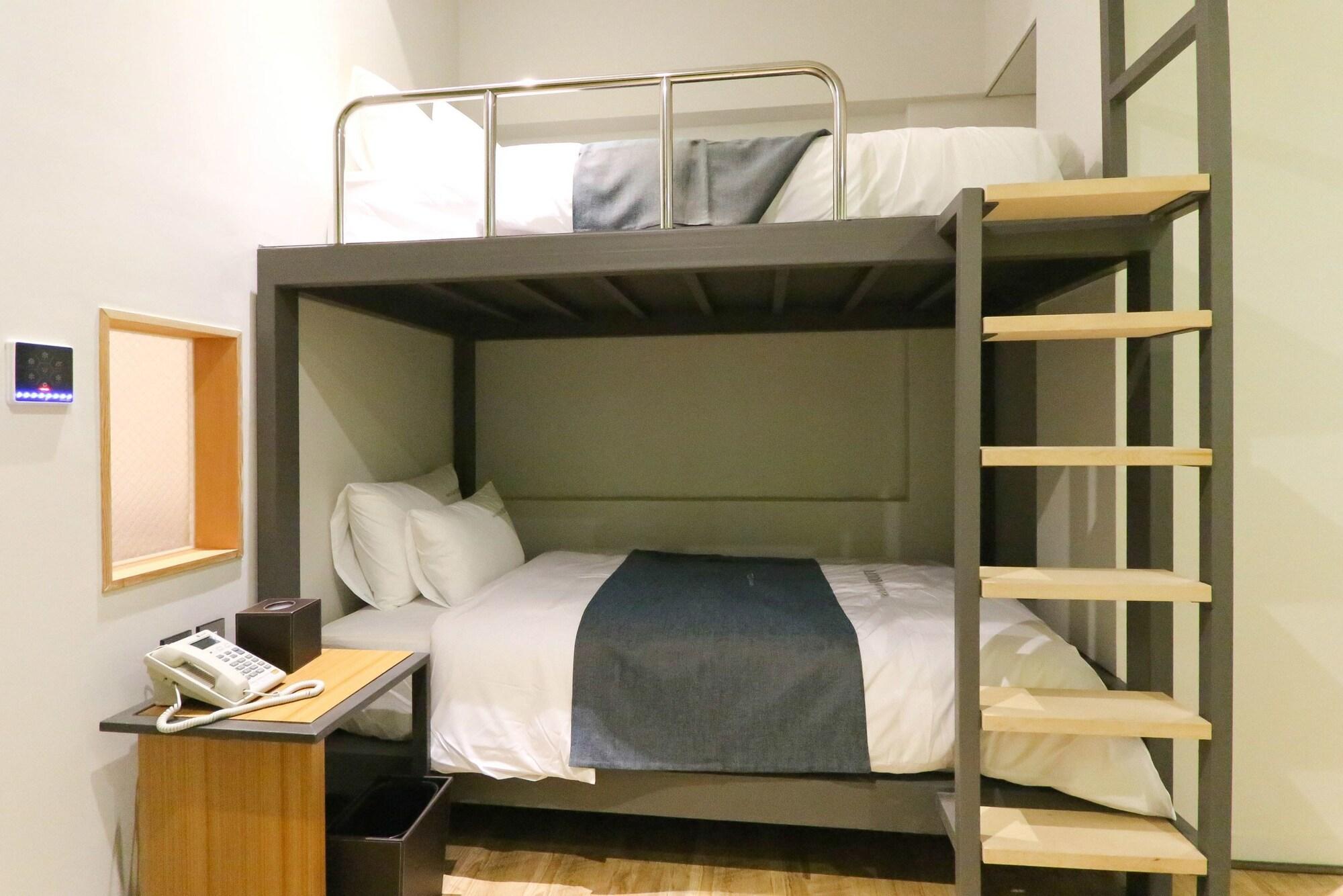 Best In City Hotel Busan Esterno foto