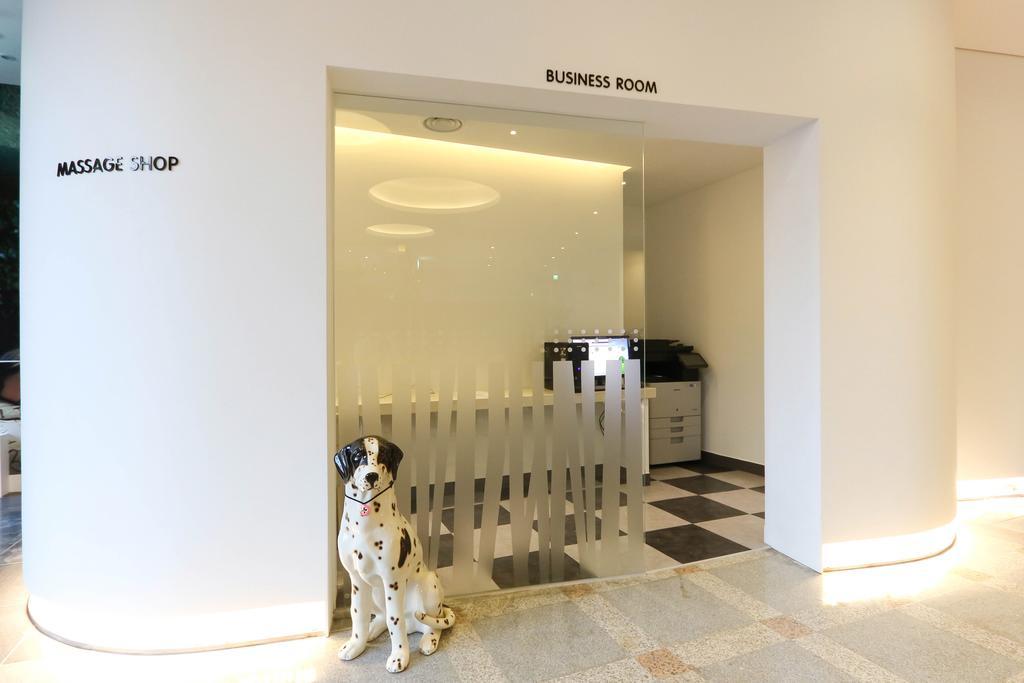 Best In City Hotel Busan Esterno foto