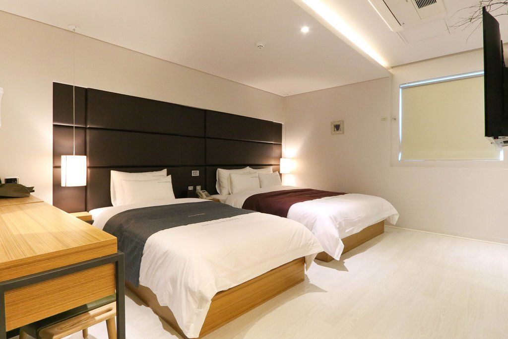 Best In City Hotel Busan Esterno foto